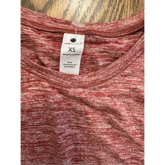 Yogalicious Heather Sangria Sleeveless Side Knot Top Size XS New - Picture 3 of 4